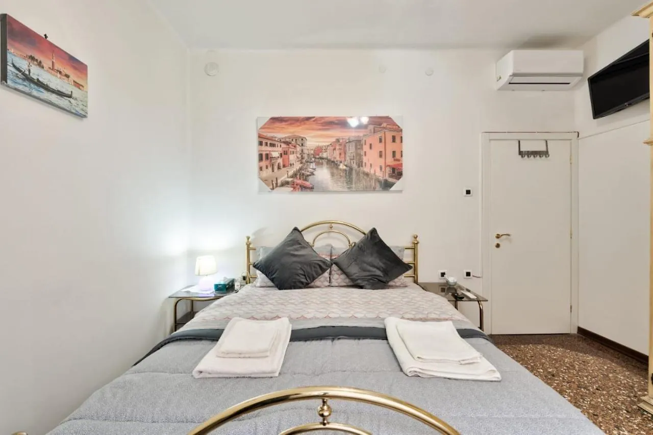 City Living Guest House Venice Mestre